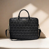 Geanta laptop Guess Quilted (GUCB15QLPK), 15-16, Mosaique Pattern, Detatchable Curea de umar, Reglabil, roz