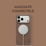 Husa pentru iPhone 17 Air, PanzerGlass® Care Fashionable Case w. MagSafe, maro