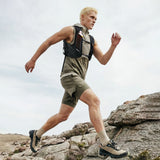 Spigen Running Vest Dynamic Shield™ A721 (AMP10225), Condura Nylon, Quick-release Buckle, Reflective Details, L-XL, Negru