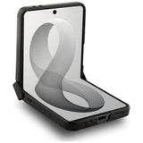 Husă pentru Samsung Galaxy Z Flip8, Karl Lagerfeld Saffiano Karl&Choupette Metal Pin, Neagră