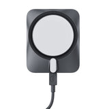 Suport auto cu incarcare wireless ESR cu Incarcator wireless CryoBoost (2B513), cu Cable, Incarcator auto, MagSafe, Apple MFi, argintiu