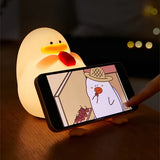 Lampa de noapte Nimbo din silicon – Ratusca setosa, multicolor, timer, USB-C