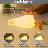 Lampa de noapte Nimbo din silicon – Ratusca culcata, 3 alb-uri, timer, USB-C